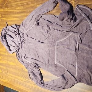 Maurices med mocha hoodie lightweight